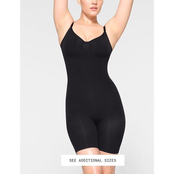 SKIMS Other - New without tags Skims Seamless Sculpt Mid Thigh Bodysuit SZ L in Black